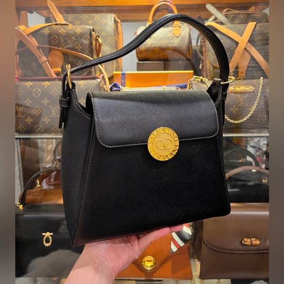 100% Authentic black VALENTINO GARAVANI medal motif vintage purse from Japan - Picture 1 of 10